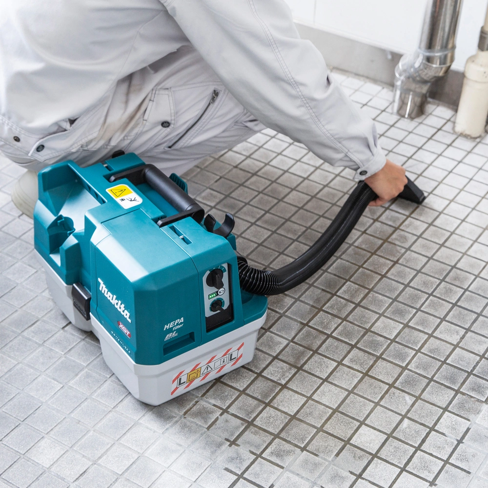 Makita VC014GLZ - Akum. odkurzacz przenośny 40V XGT® (solo) – Image 16